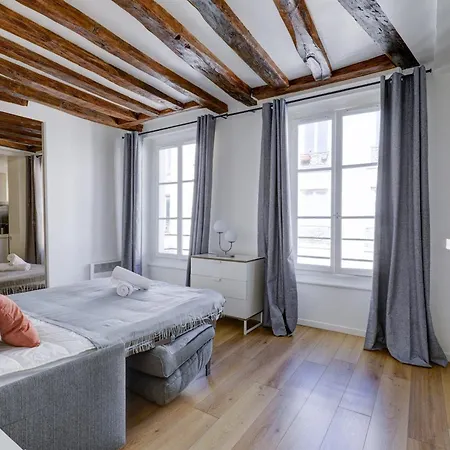 Le Marais Republique Flat Παρίσι